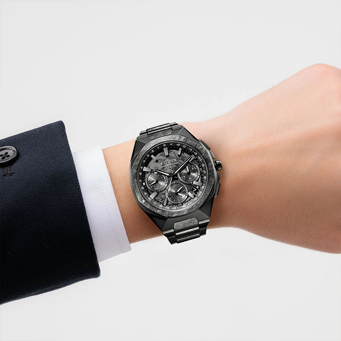 メンズ 腕時計  シチズン アテッサ GPS 電波時計 エコドライブ クロノグラフ スーパーチタニウム  CITIZEN ATTESA  F950 SPACESHIP Black Crystalized Titanium CC4107-80H 350,0 2026年7月 【正規品】 日本製  電波ソーラー 光発電